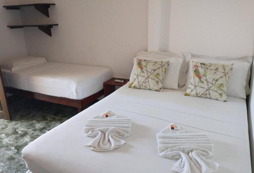 Triple Room Sea View, Vila Beija Flor