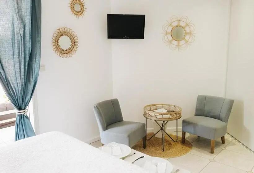 スイート, Chambres D Hôtes Villa La Louisiane