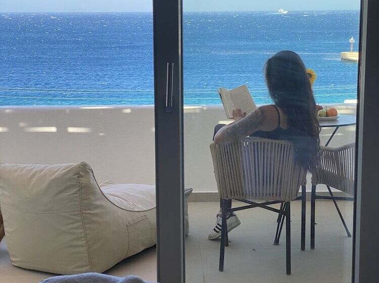 Номер Deluxe Вид на Море, Avra Mykonos