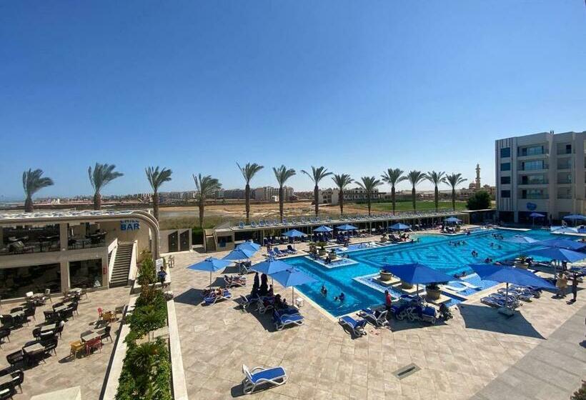 带泳池观景的豪华房, Bellagio Beach Resort & Spa