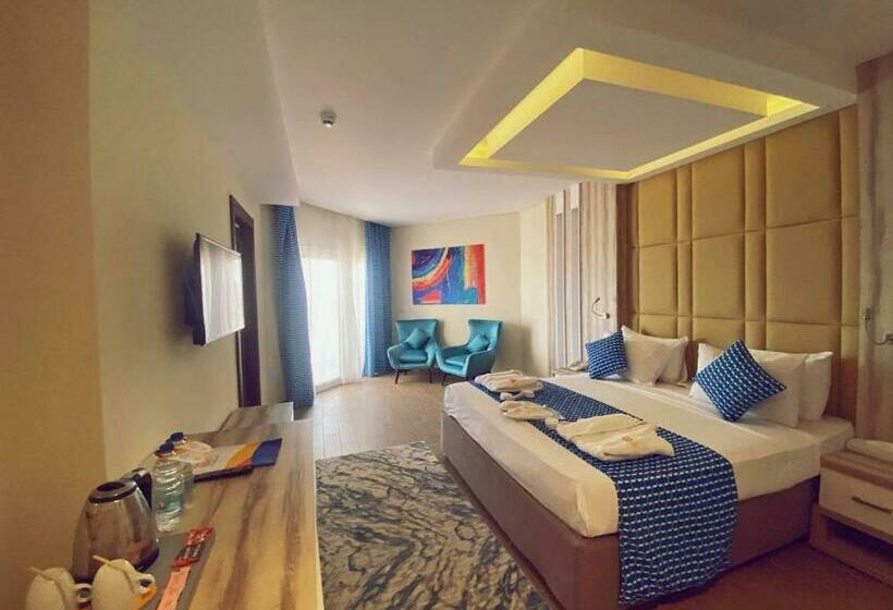 家庭间, Bellagio Beach Resort & Spa