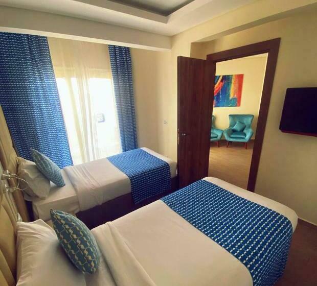 家庭间, Bellagio Beach Resort & Spa