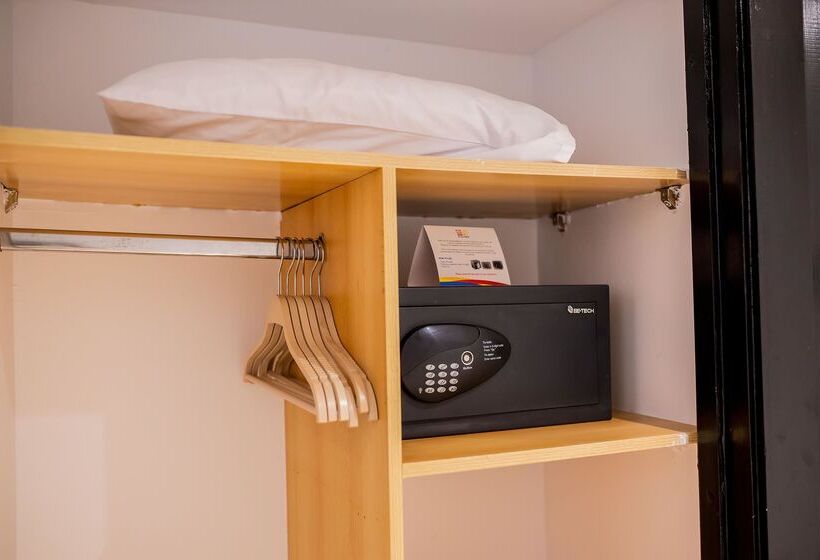 高级海景房, Bellagio Beach Resort & Spa