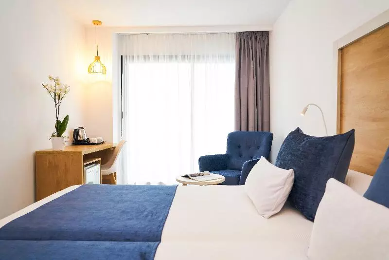 اتاق سوپریور با چشمانداز دریا, Bellagio Beach Resort & Spa