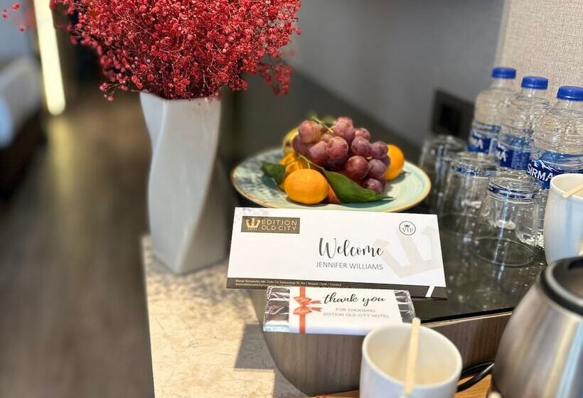 اتاق لوکس, Edition Old City Hotel