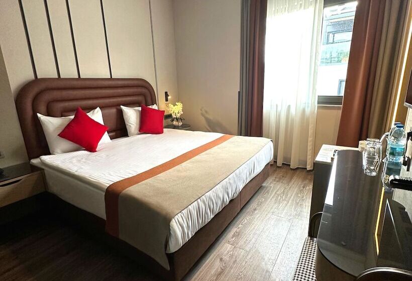 اتاق لوکس, Edition Old City Hotel