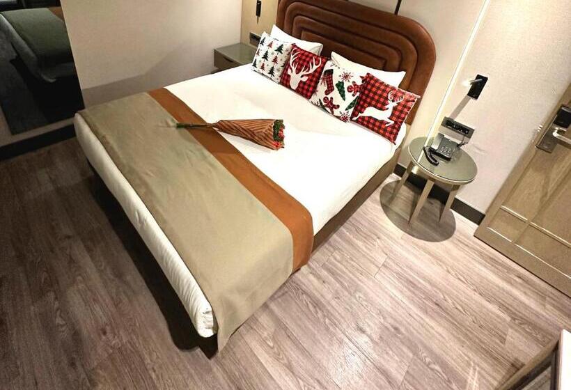 اتاق اکونومی, Edition Old City Hotel