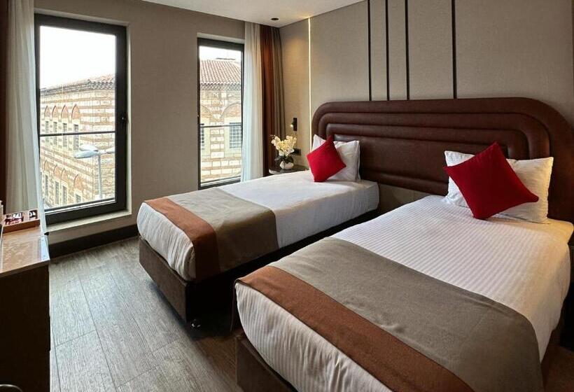 اتاق استاندارد, Edition Old City Hotel