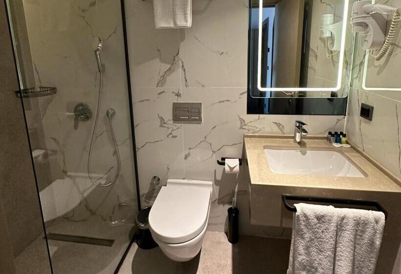 デラックスルーム, Edition Old City Hotel