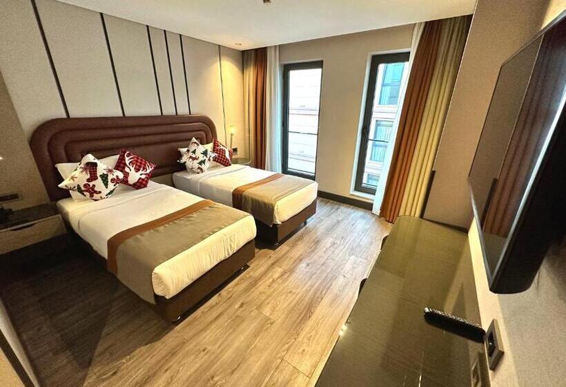 اتاق لوکس, Edition Old City Hotel