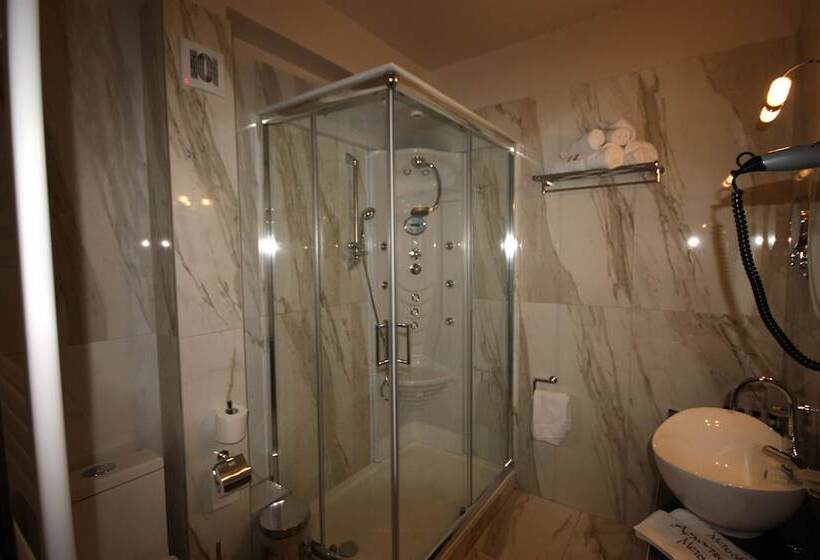 Полулюкс, Archontiko Metsovou Luxury Boutique