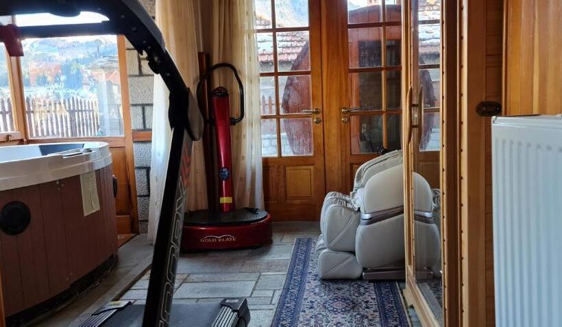 프레지덴셜 스위트, Archontiko Metsovou Luxury Boutique