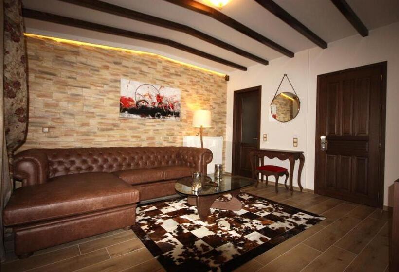 프레지덴셜 스위트, Archontiko Metsovou Luxury Boutique