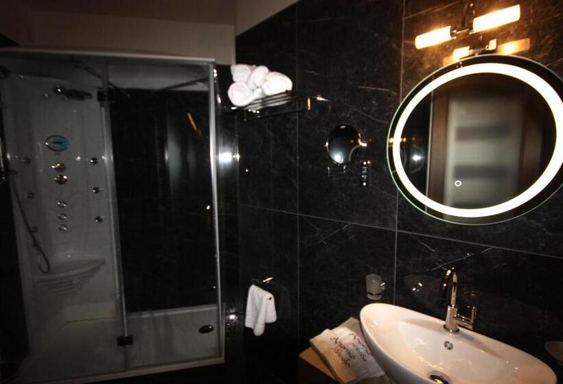 프레지덴셜 스위트, Archontiko Metsovou Luxury Boutique