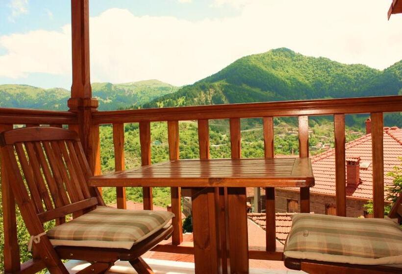 디럭스 자쿠지룸, Archontiko Metsovou Luxury Boutique