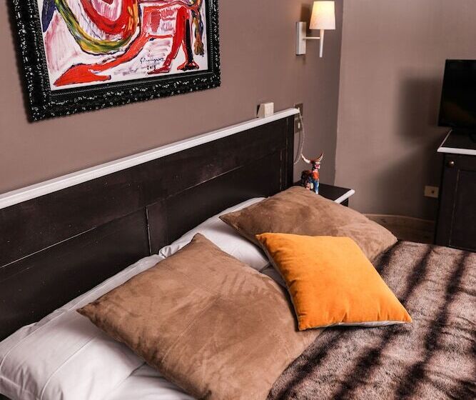 マウンテンビュースタンダードルーム, Art Hotel Grivola