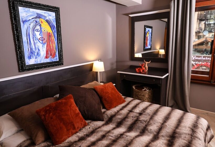 マウンテンビュースタンダードルーム, Art Hotel Grivola