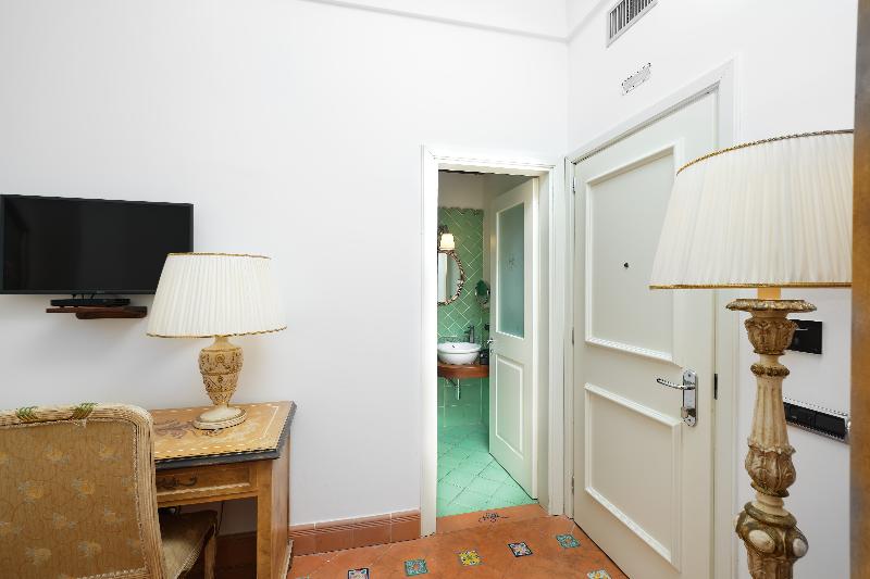 Номер Стандарт, Botanico San Lazzaro
