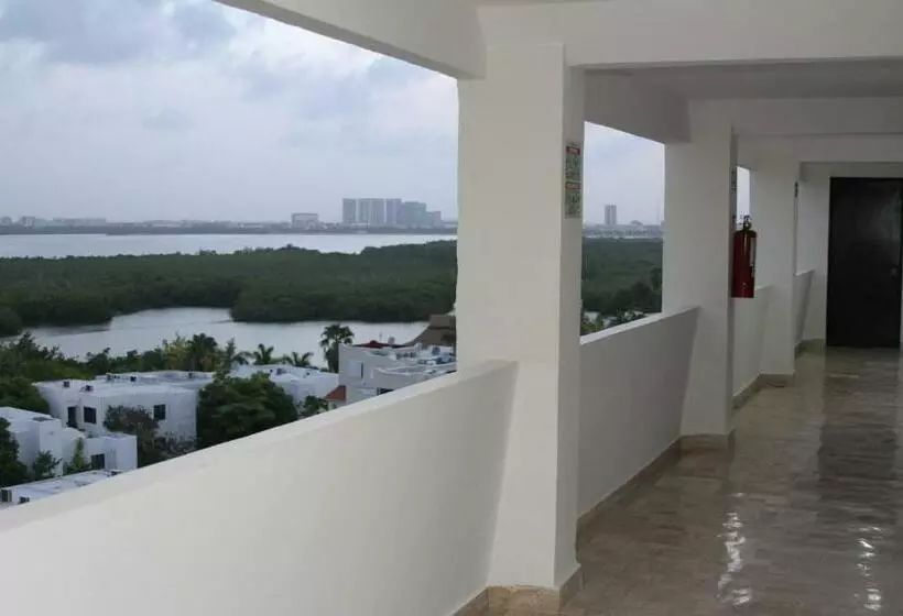 Quarto Estandar, Calypso Cancun