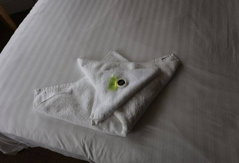 Номер Стандарт Индивидуальный, Charlie