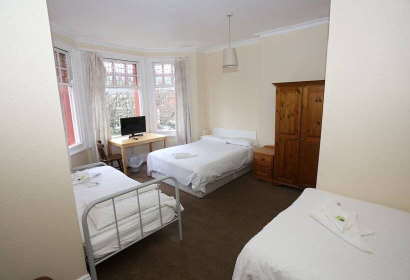 Семейный Номер, Charlie