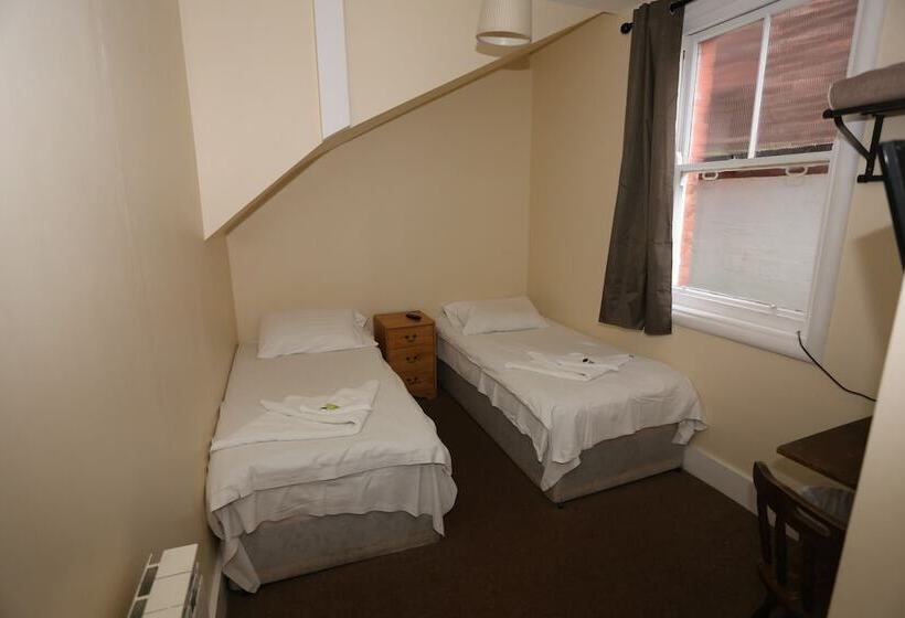 Номер Стандарт, Charlie