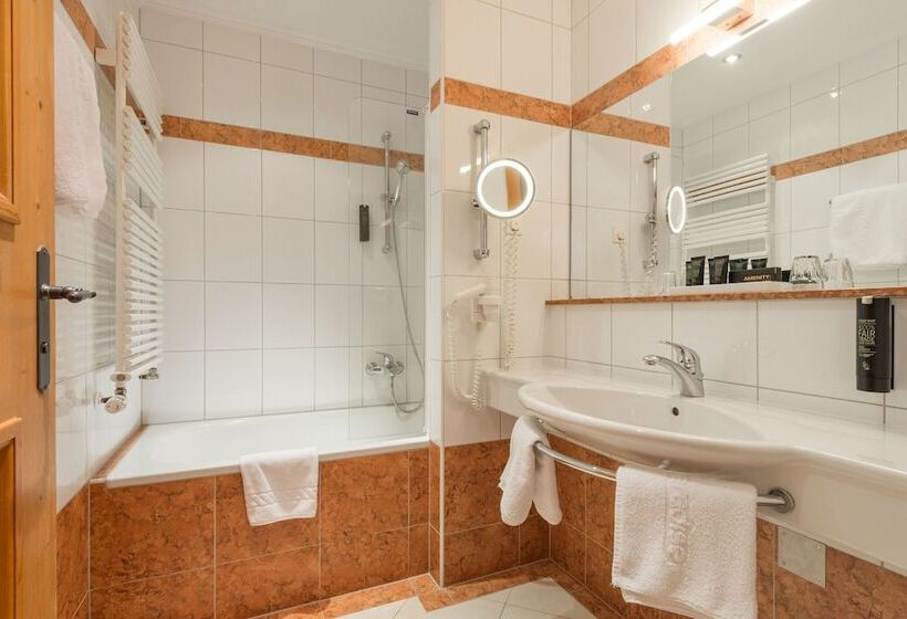 חדר דלוקס עם מרפסת, Eva,village