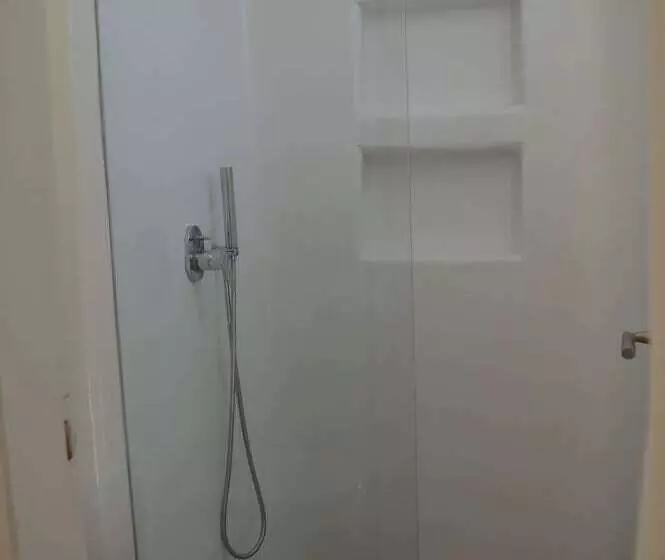 آپارتمان 1 خوابه با چشم‌انداز دریا, Flaskos Suites And More
