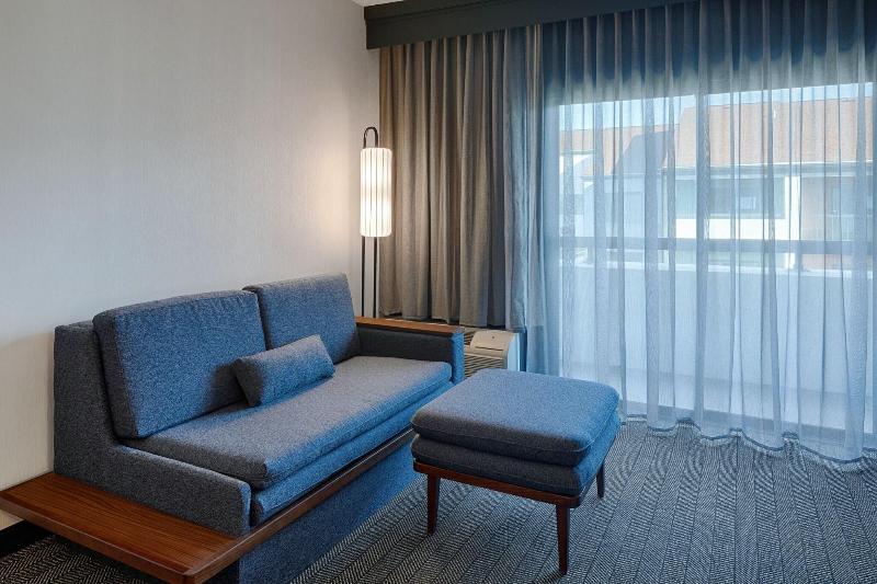 스탠다드 룸 킹사이즈 침대, Hilton Garden Inn Frankfurt Airport