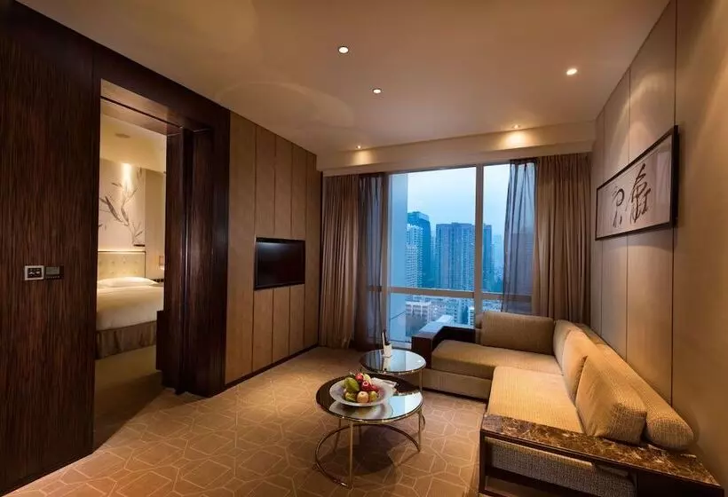 キングサイズベッドのスイートルーム, Hilton Shenzhen Futian