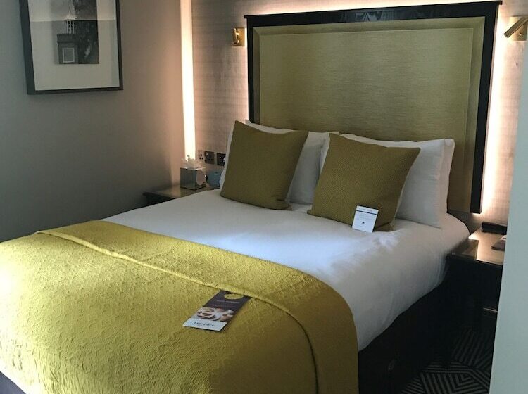 Классический Номер, Hunton Park