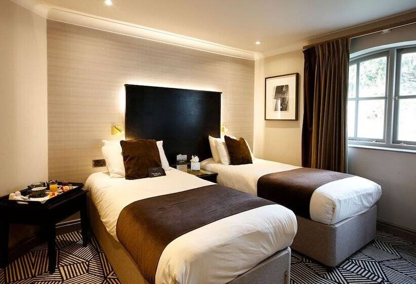 Классический Номер, Hunton Park