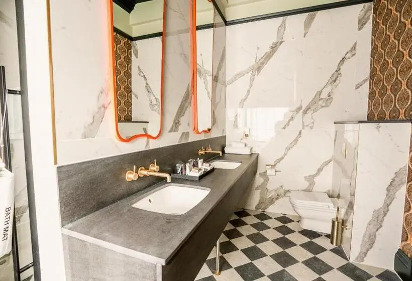 マスタースイートルーム, Hunton Park