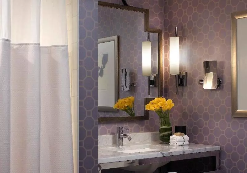 اتاق لوکس با تخت بزرگ, Kimpton Hotel Palomar Philadelphia, An Ihg