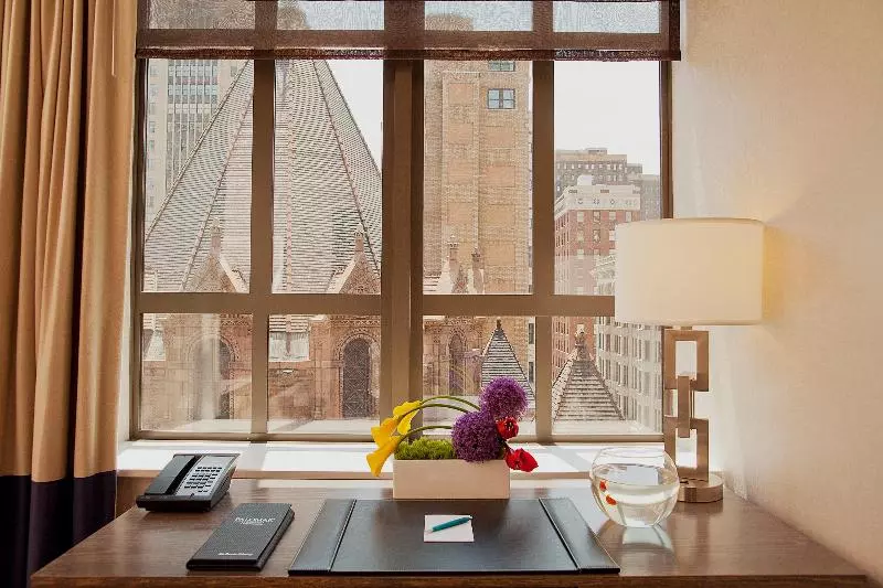 اتاق استاندارد با تخت بزرگ, Kimpton Hotel Palomar Philadelphia, An Ihg