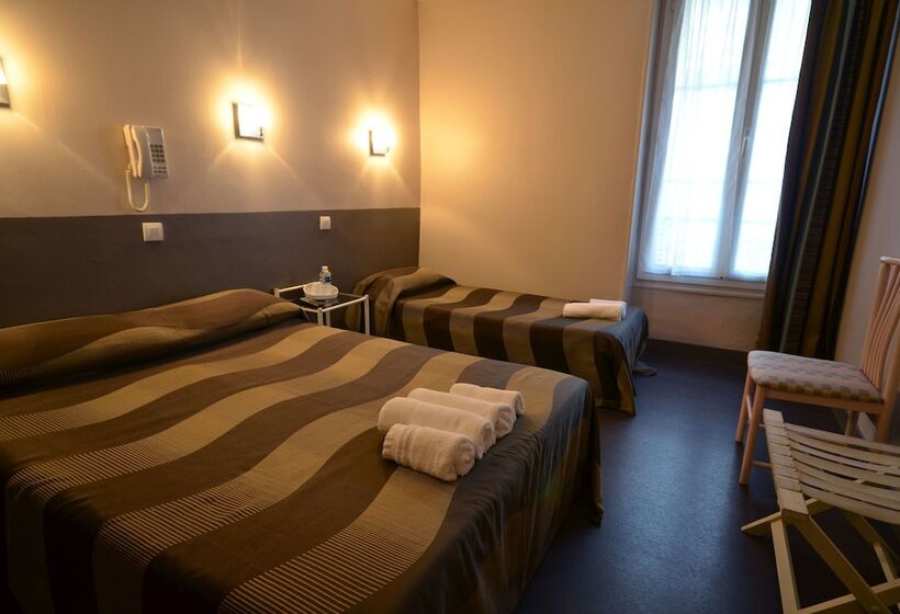 标准三人间, La Regence