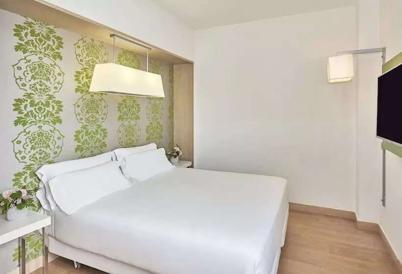 سوییت جونیور, NH Campo Cartagena