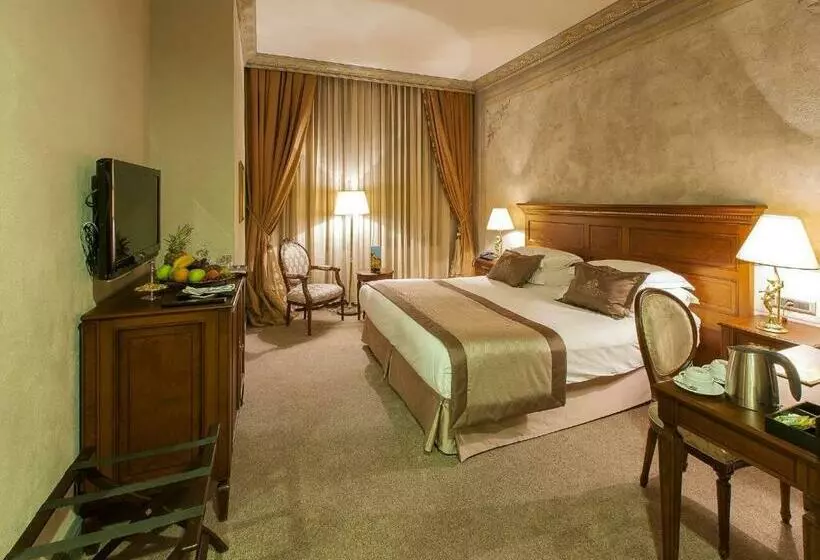 Deluxe Room, Palazzo Donizetti Hotel   Special Class