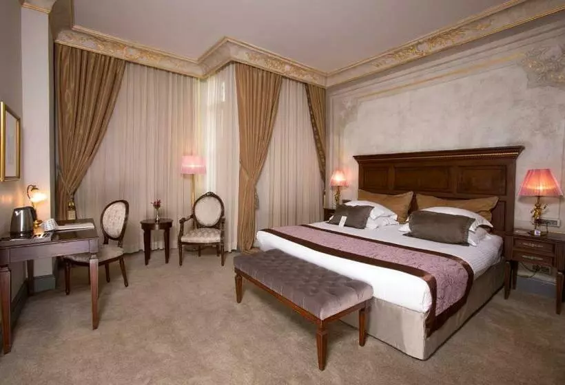 Deluxe Room, Palazzo Donizetti Hotel   Special Class