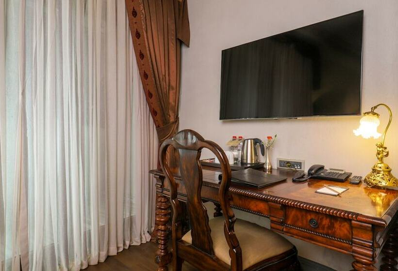 Family Connecting Room, Palazzo Donizetti Hotel Special Class