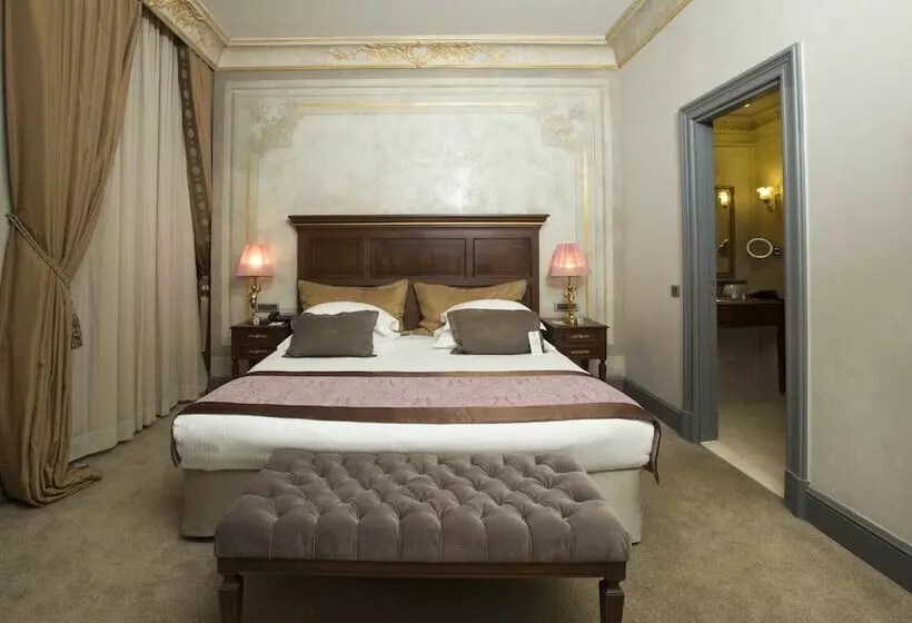 Deluxe Room, Palazzo Donizetti Hotel   Special Class