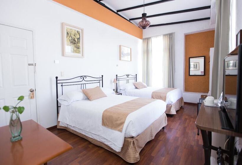 ２ダブルベッドのスタンダードルーム, Portico Cultural