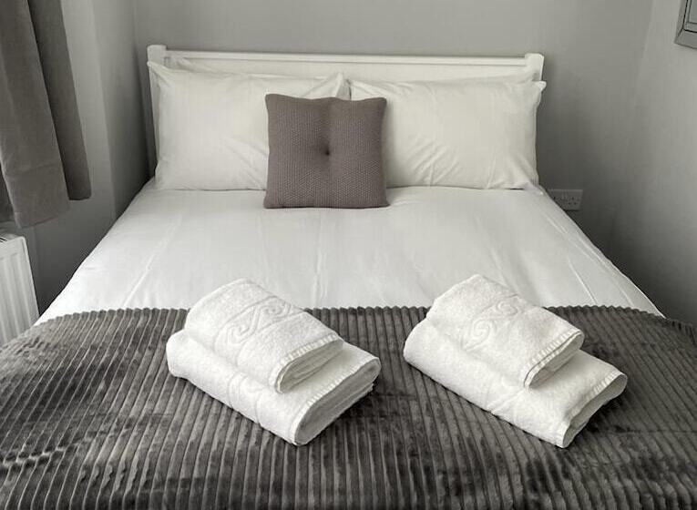 스탠다드 룸, Ravna Gora