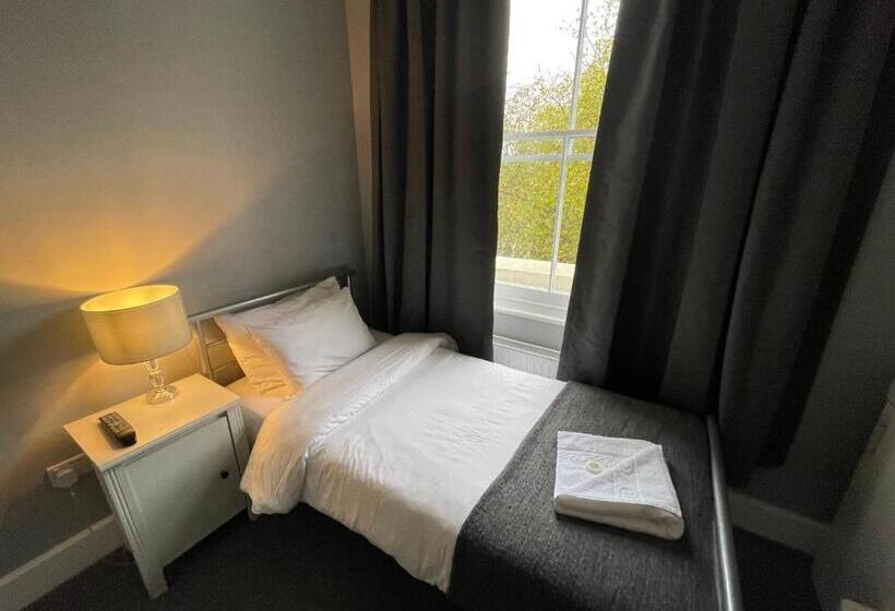 스탠다드 싱글 룸 공동욕실, Ravna Gora