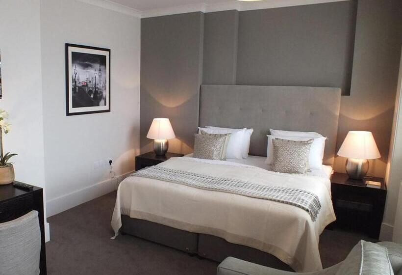 غرفة سوبيريور رباعية, Ravna Gora