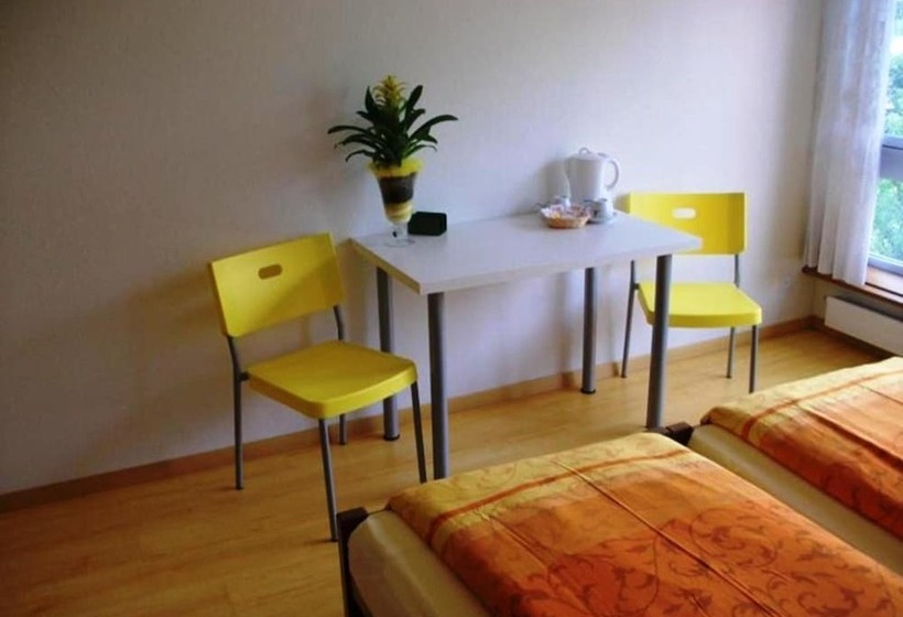 غرفة قياسية, Rovere