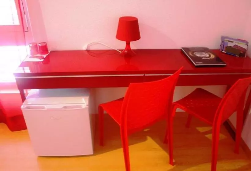 エコノミールーム, Rovere