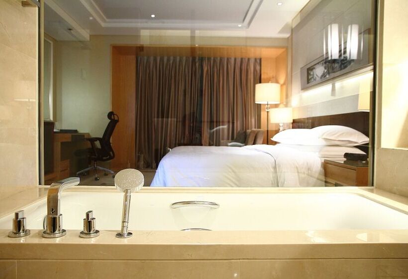 Люкс Повышенной Комфортности, Sheraton Wuxi Binhu