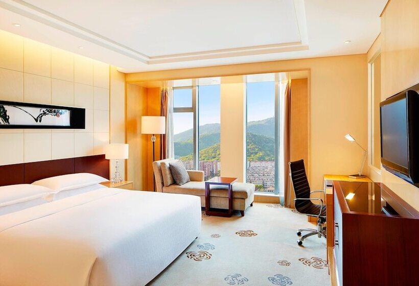 Номер бизнес-класса, Sheraton Wuxi Binhu