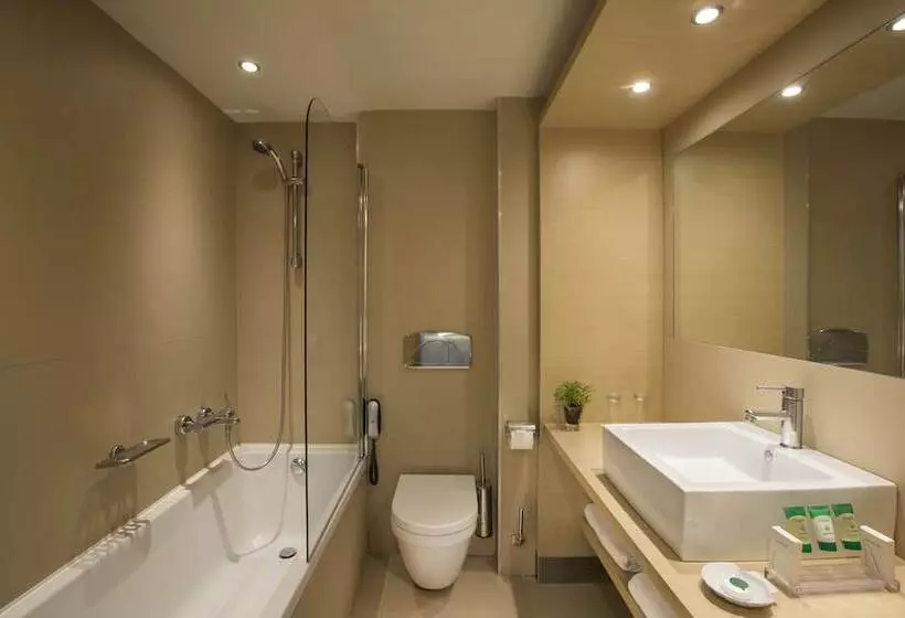 اتاق استاندارد با چشمانداز دریا, The Island Hotel Adults Only